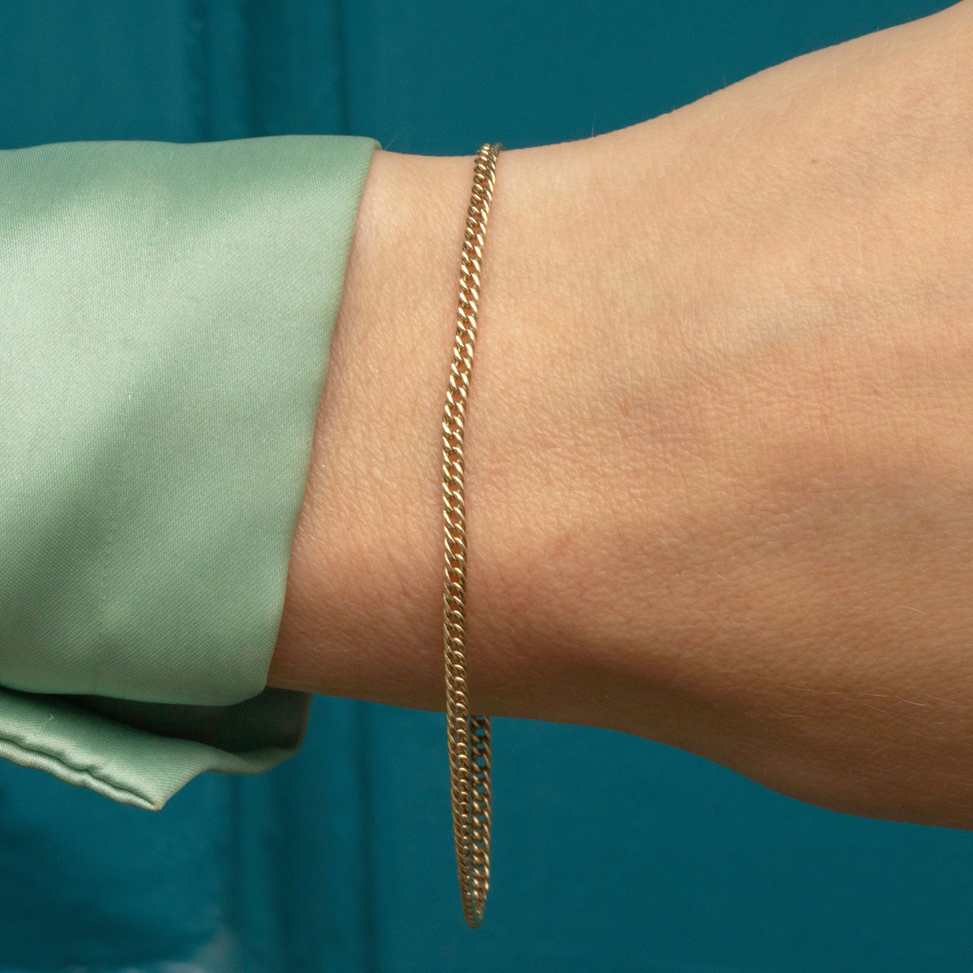 7" Antique 9ct Gold Curb Link Bracelet