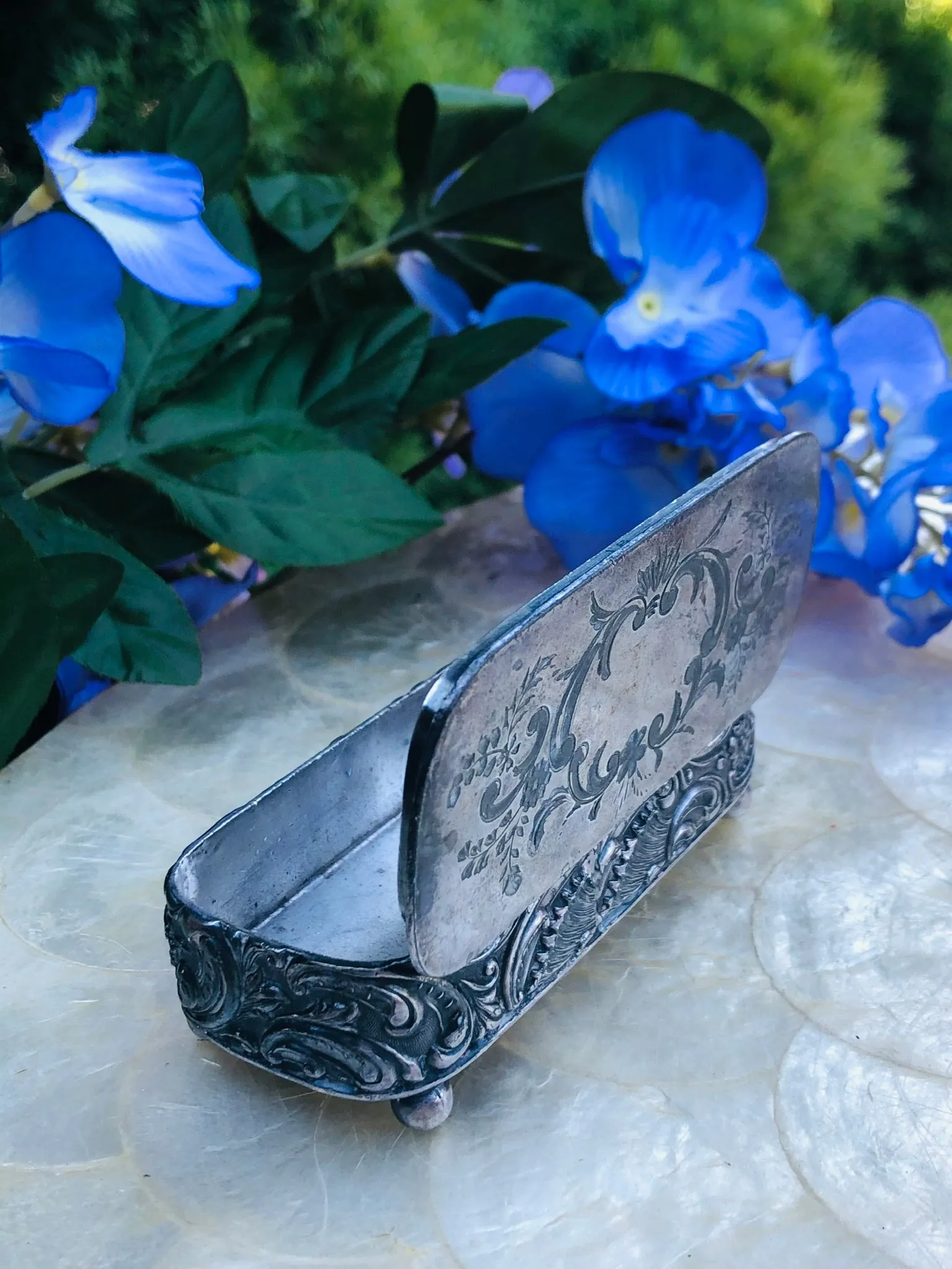 Antique Meriden B Company Silver Quadruple Ornate #127 Plate Footed Trinket Box