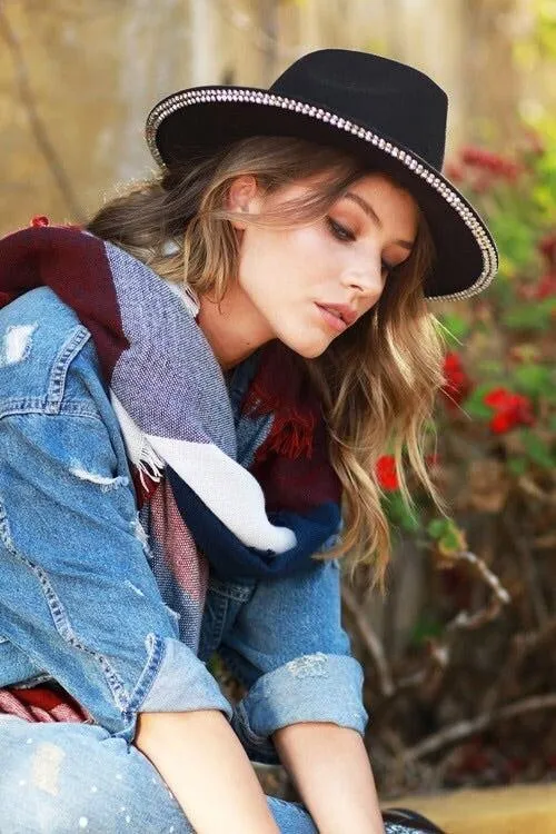 Black Studded Hat-FINAL SALE-NOT ELIGIBLE FOR EXCHANGE OR REFUND