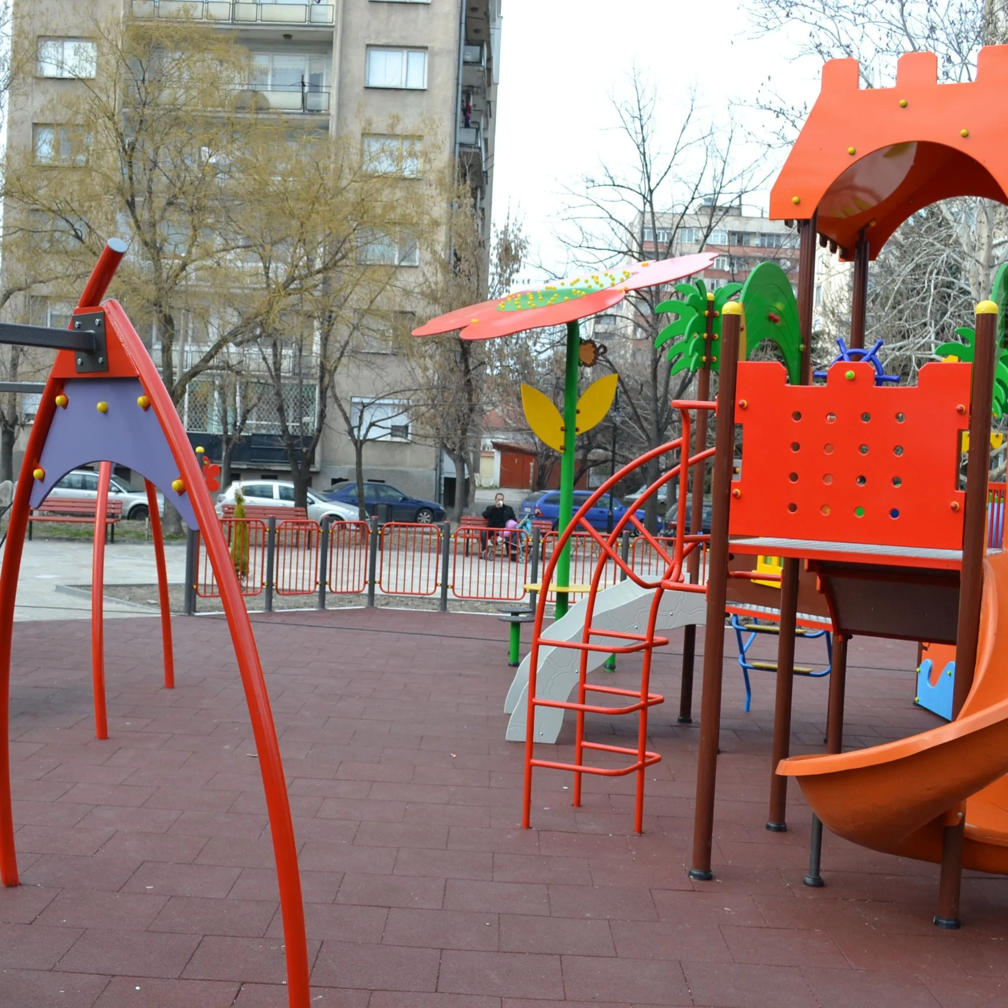 Cannons UK 50cm x 50cm x 40mm Rubber Playground Tiles (bulk discounts available)