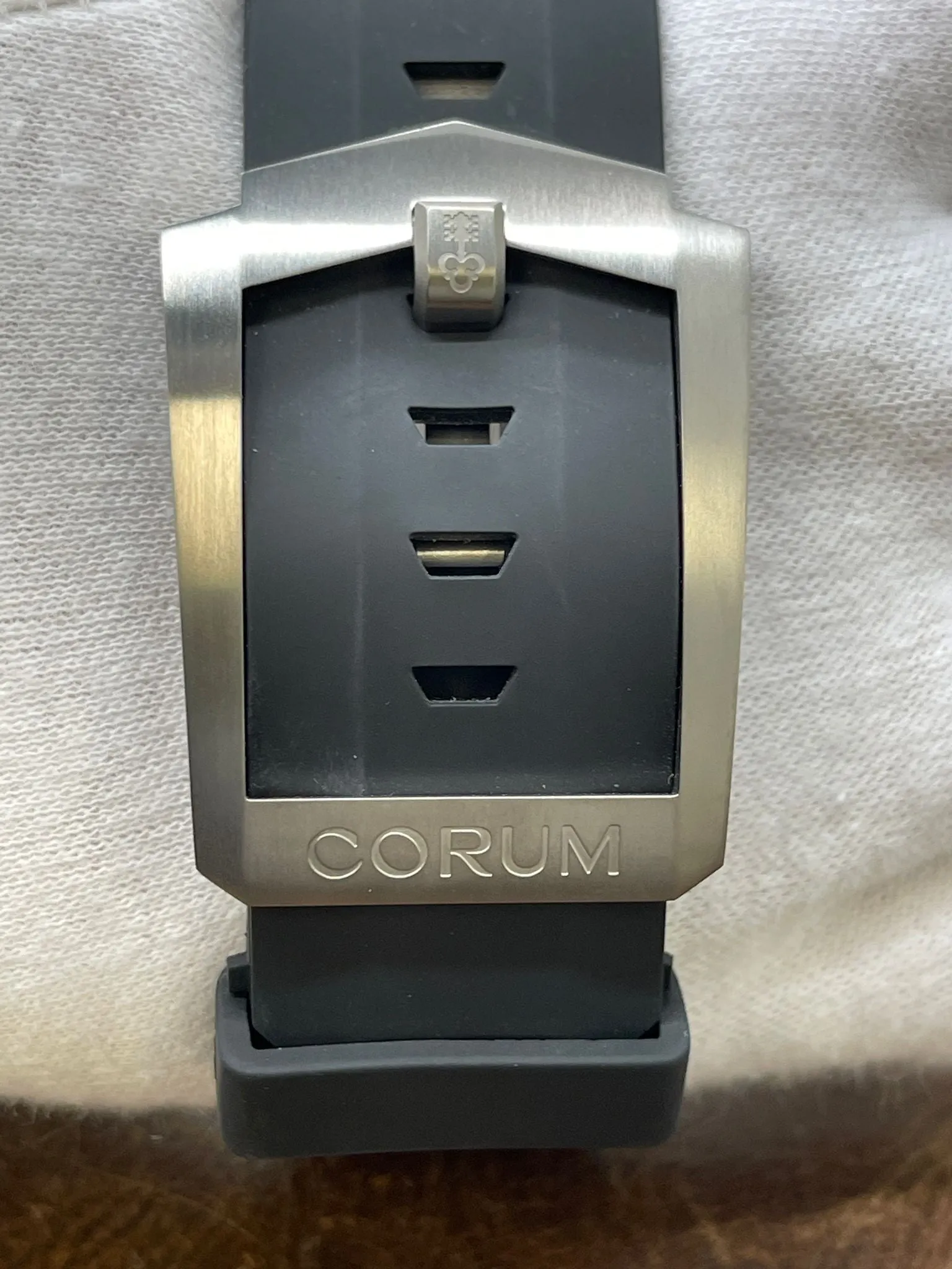 Corum Admirals Cup Deep Hull  Seafender A690/04304 Black Dial Automatic Men's Watch