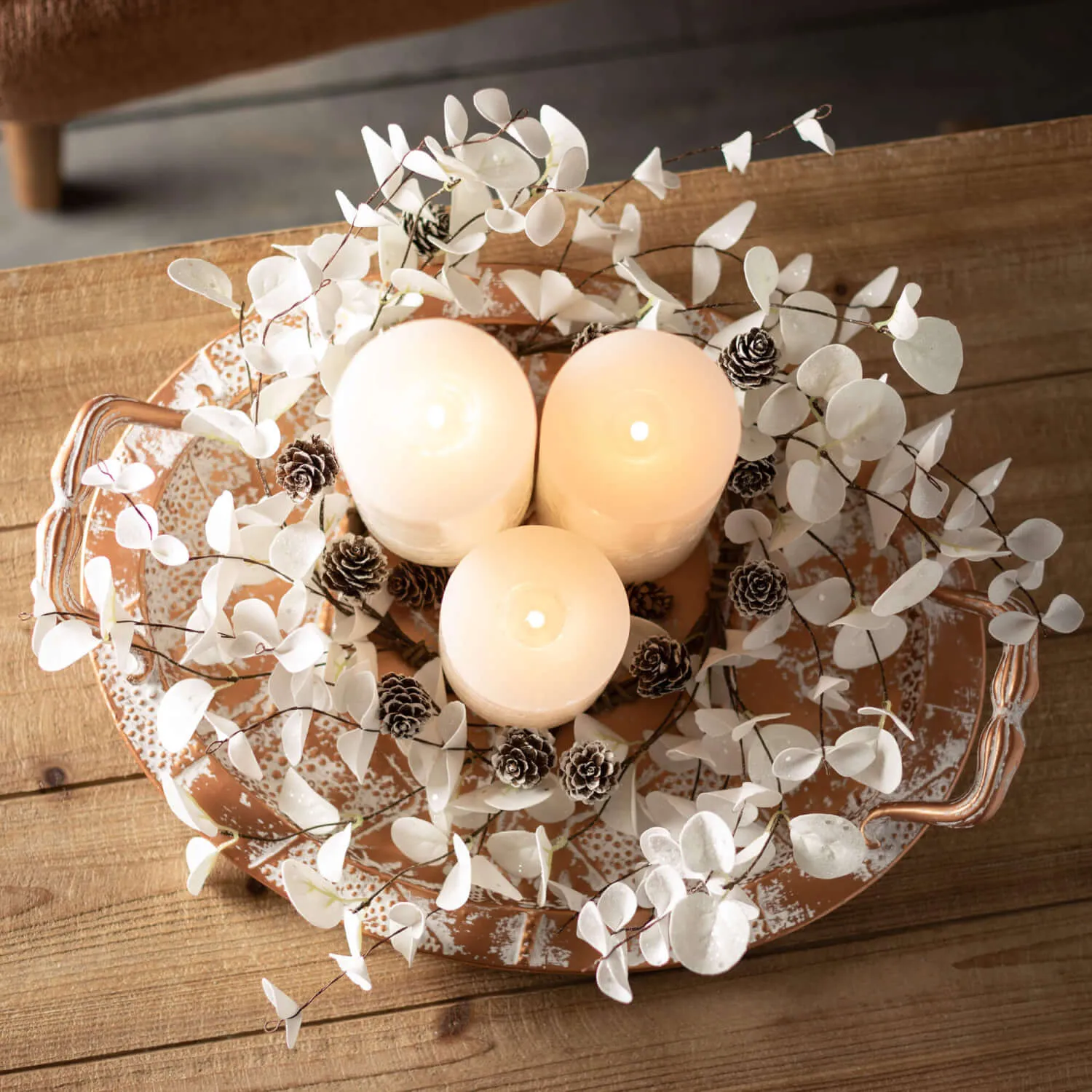 Embossed Tray Set/2