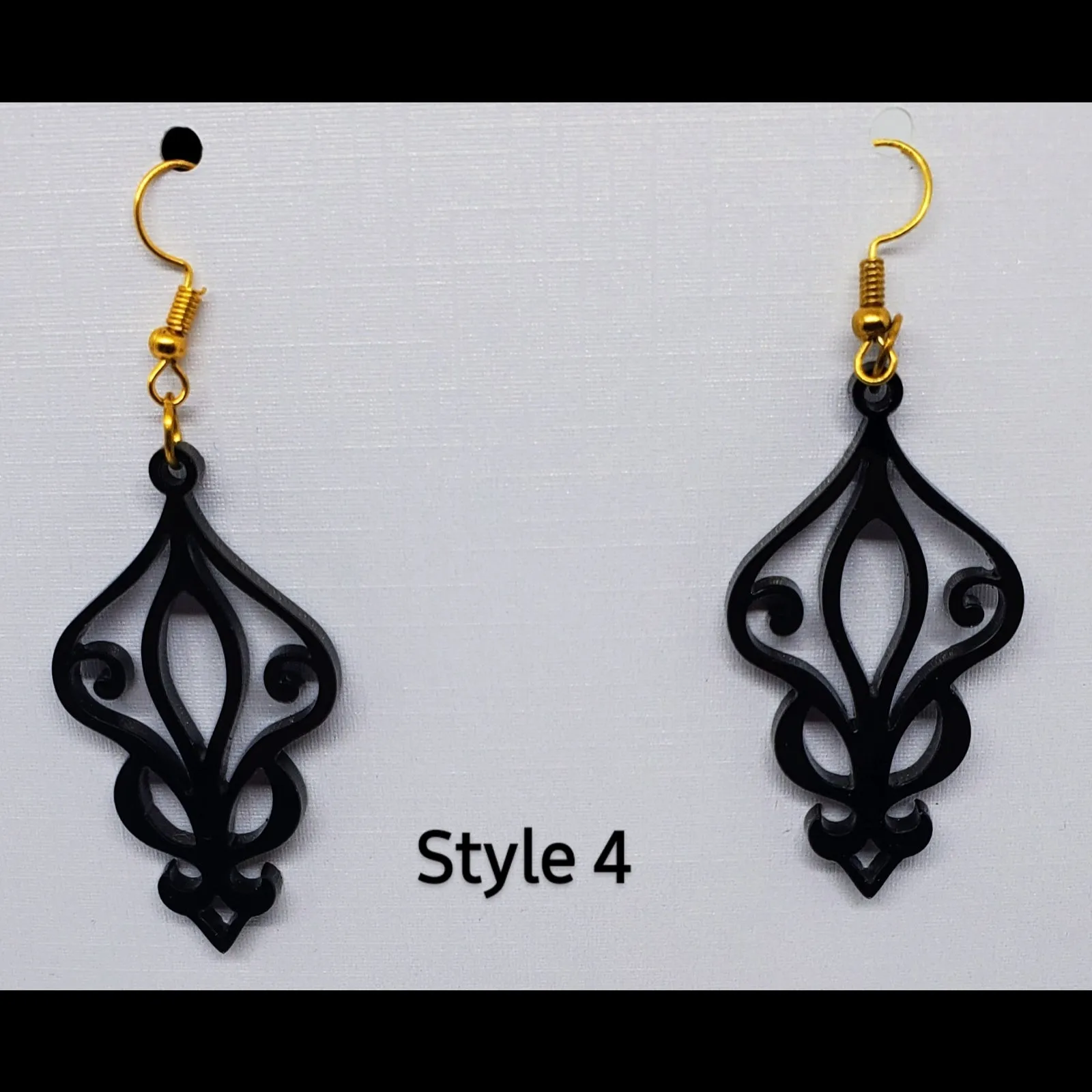 EXTRAVAGANZA-Acrylic Baroque style earrings