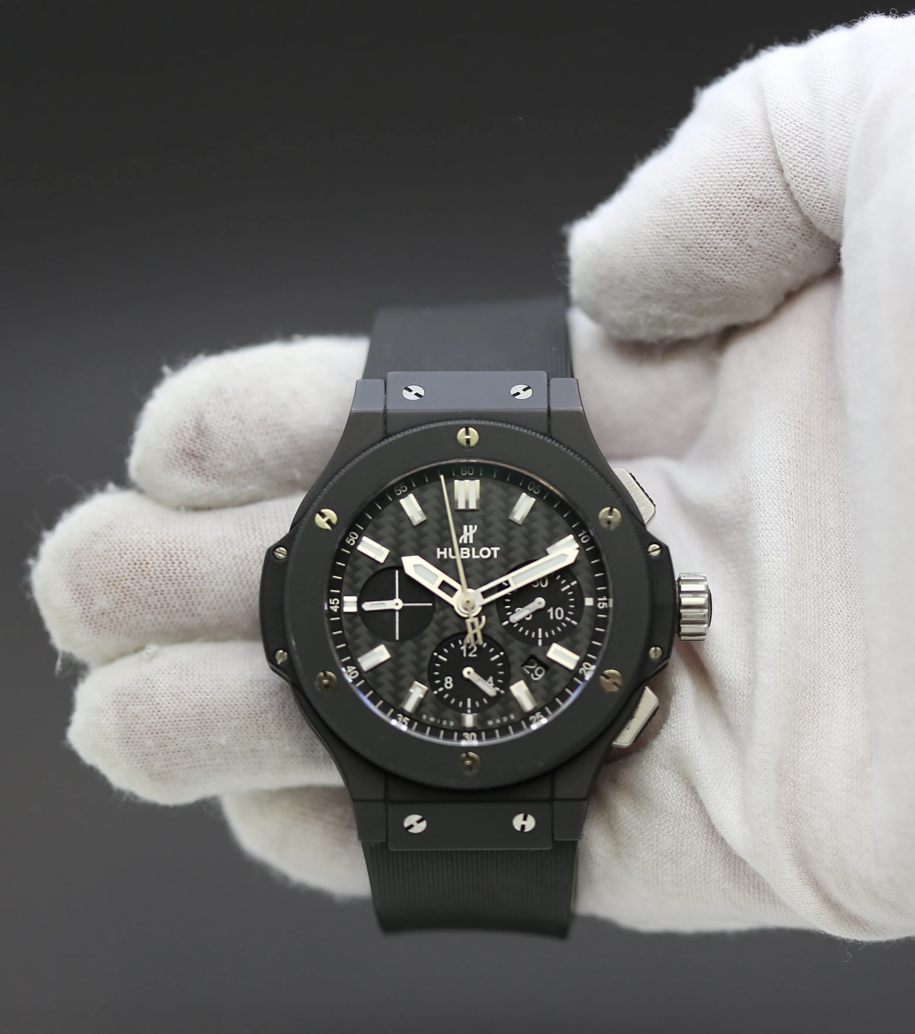 Hublot Big Bang Ceramic Black Magic Chrono 301.CI.1770.RX Carbon Fiber Dial Automatic Men's Watch