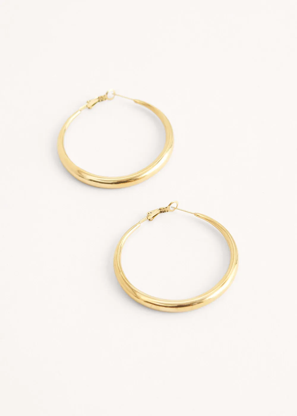 KENSI HOOP EARRING