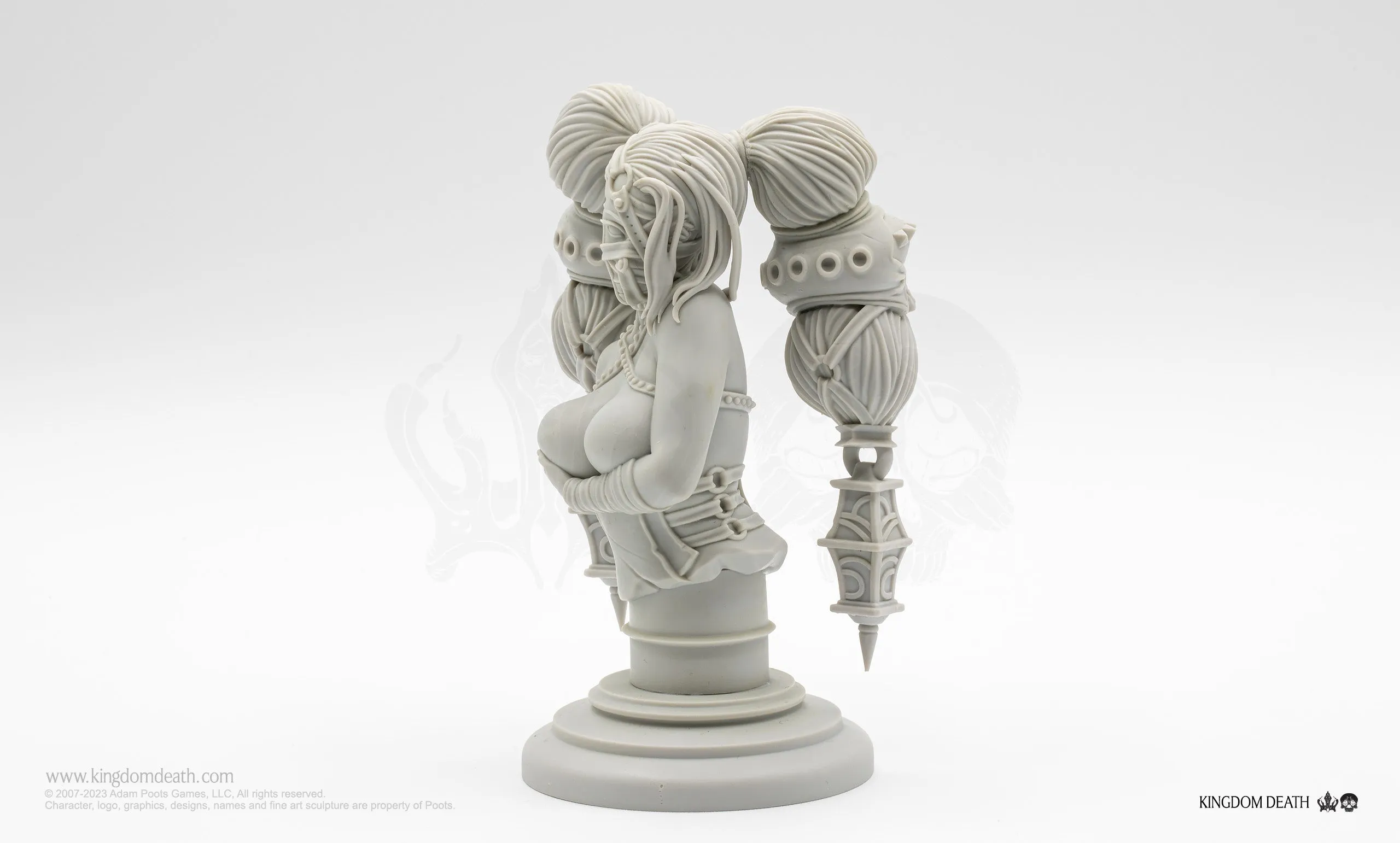 Leather Queen - Bust