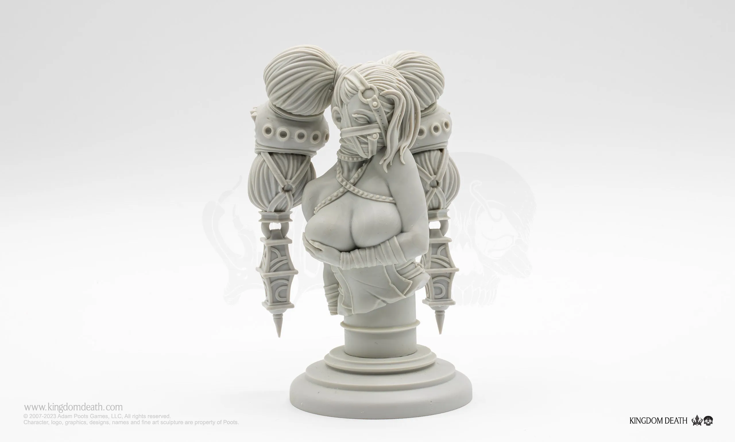 Leather Queen - Bust
