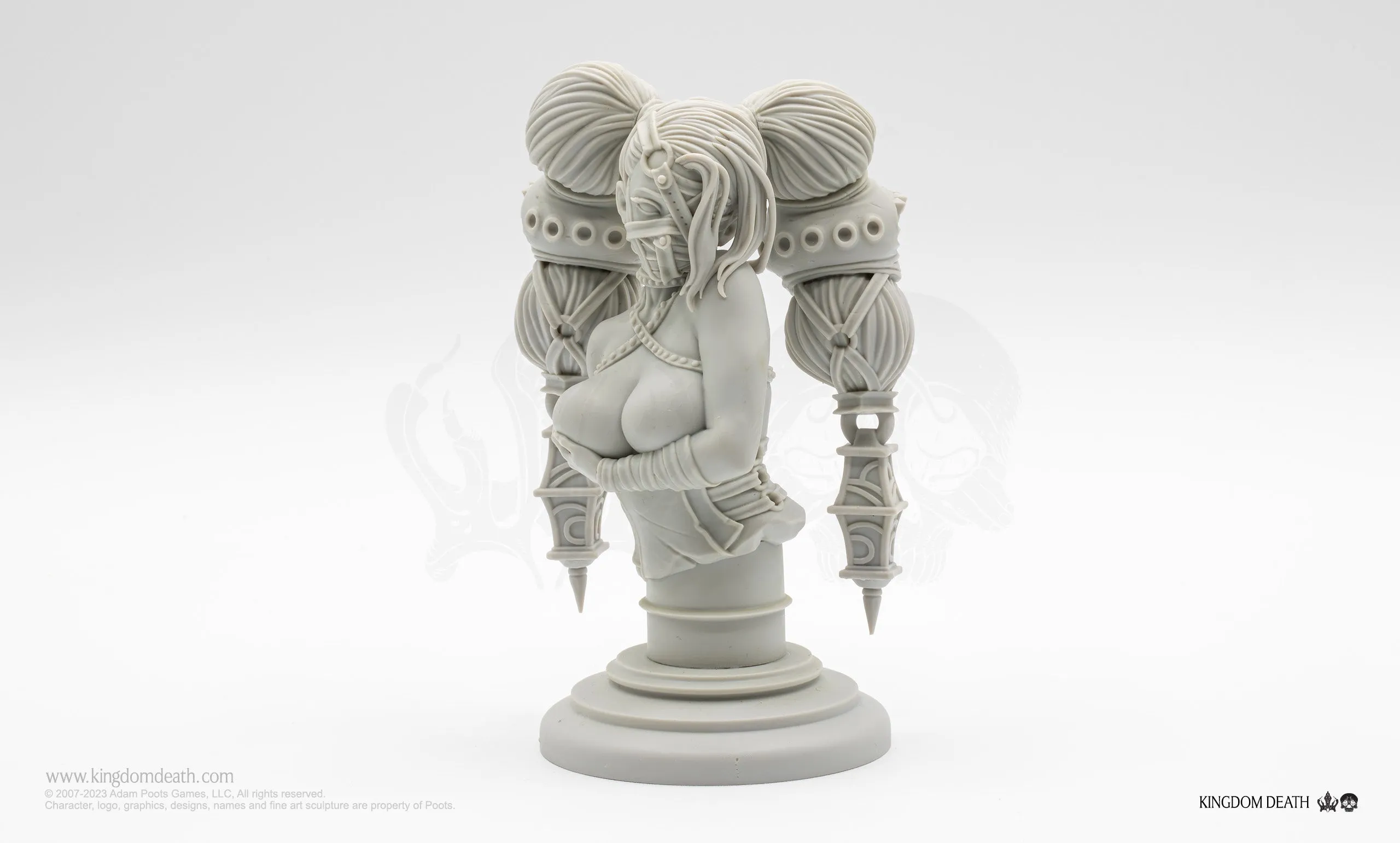 Leather Queen - Bust