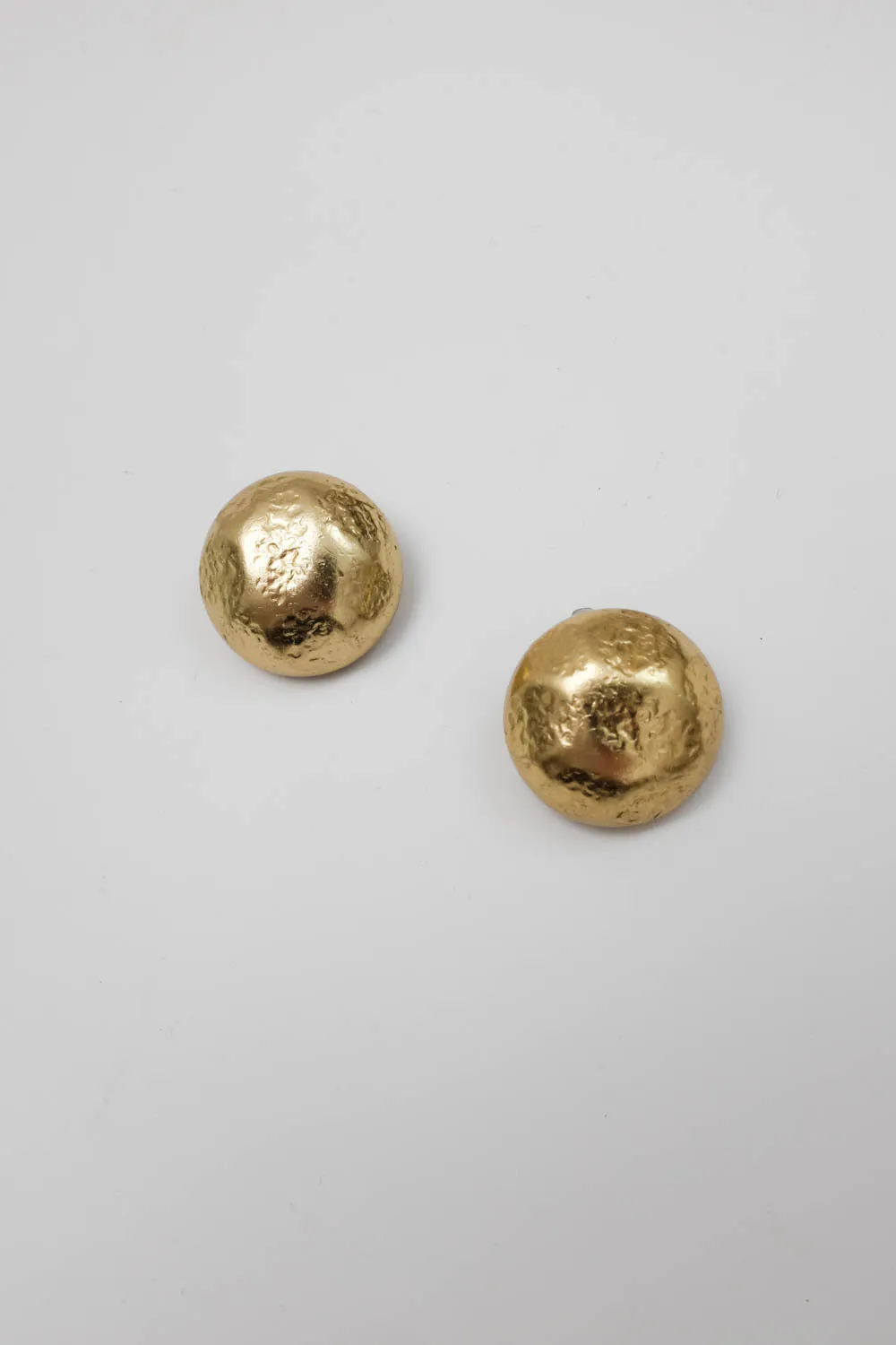 MOON VINTAGE 14K GOLD HAMMERED EARRINGS