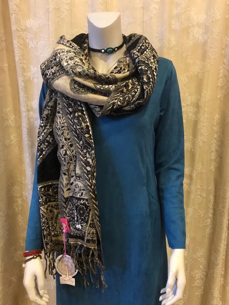 Paisley style- warme wintersjaal - black beauty