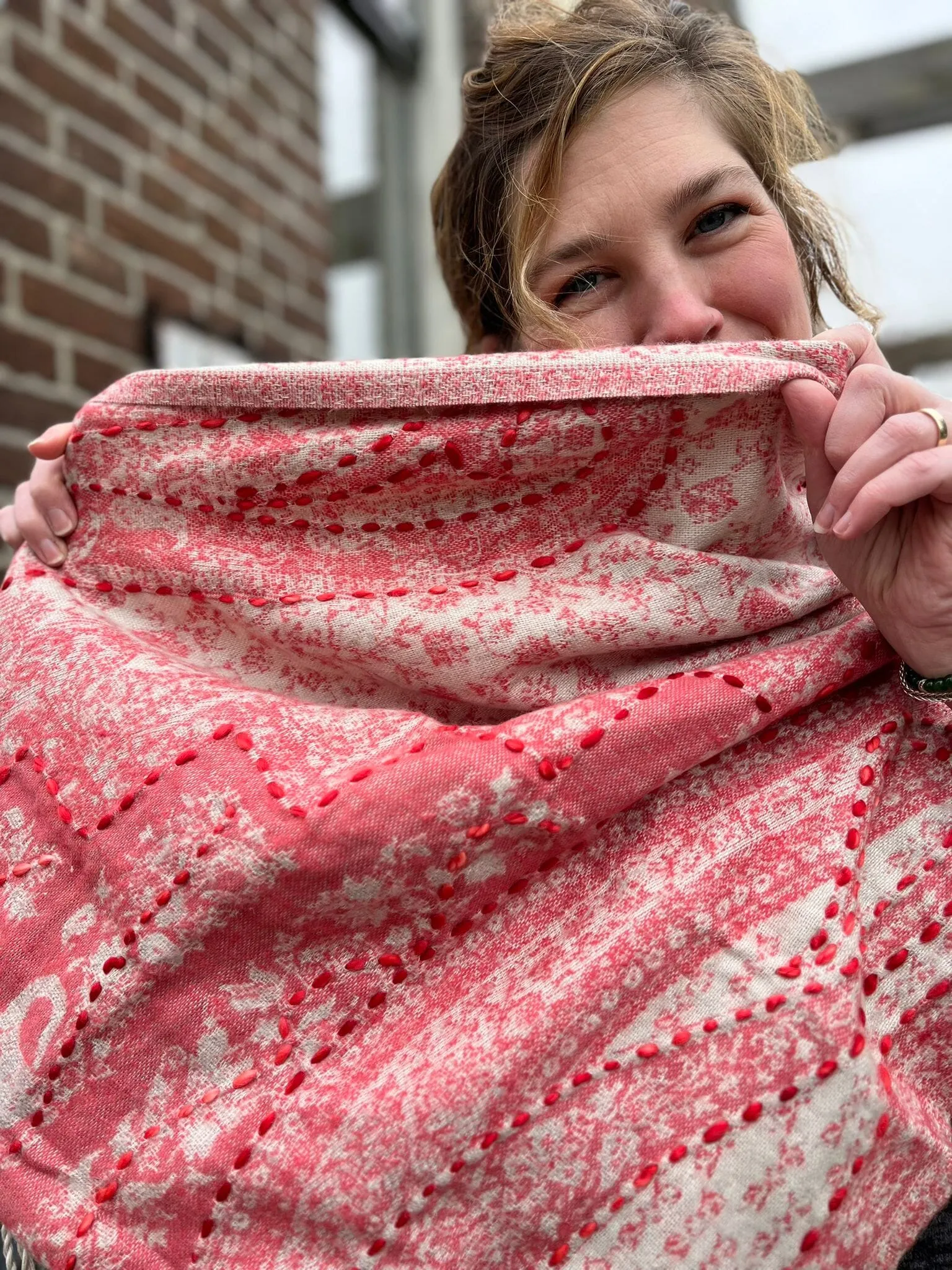 Paisley style- warme wintersjaal - coral beauty