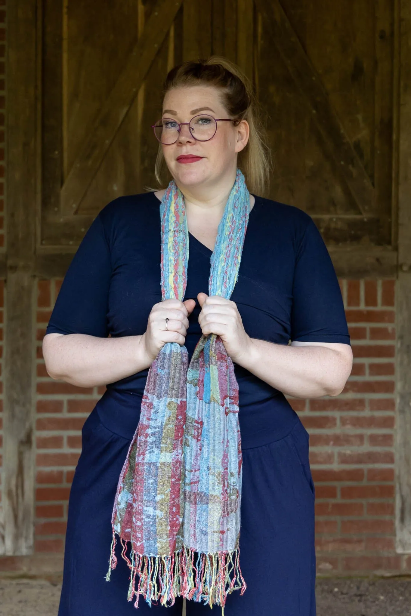 Rayana crinkle sjaal- handgemaakt en uniek- licht blauw