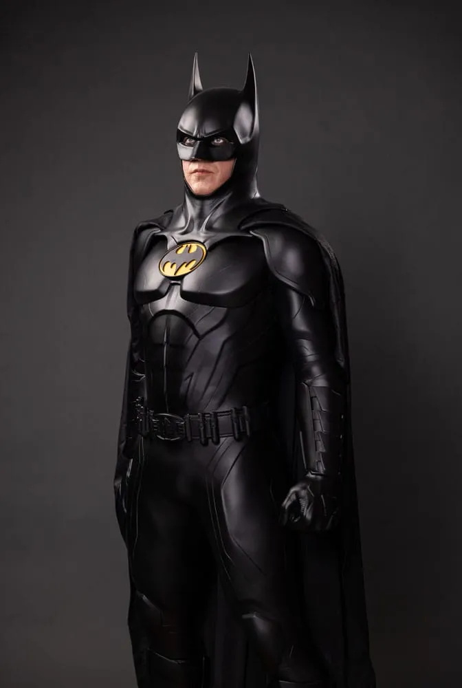 The Flash Life-Size Statue Batman Keaton 2 211 Cm