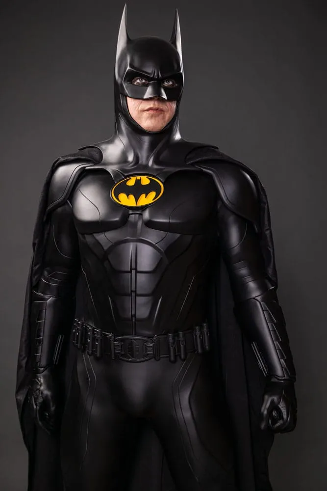 The Flash Life-Size Statue Batman Keaton 2 211 Cm
