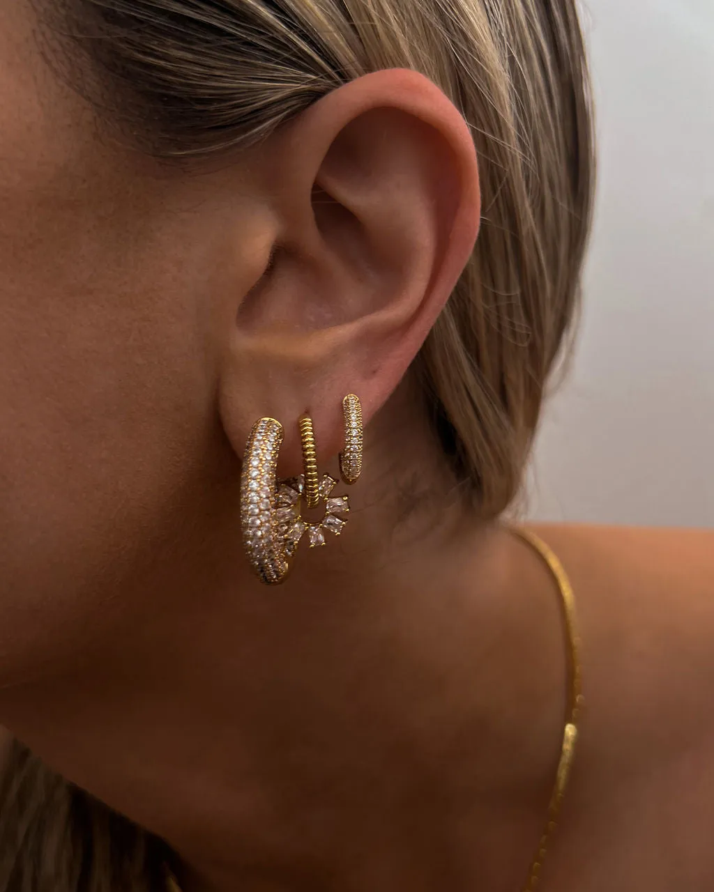 The Reversible Amalfi Hoops- Gold